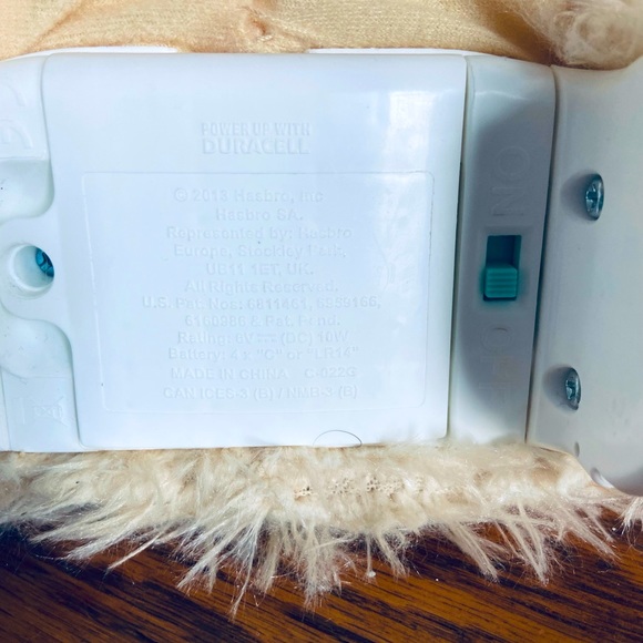 FurReal, Biscuit, My Walkin’ Pup - Picture 9 of 12